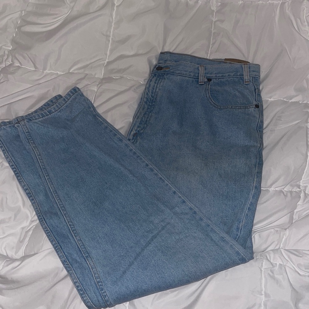 Straight leg light wash jeans - NEVER WORN